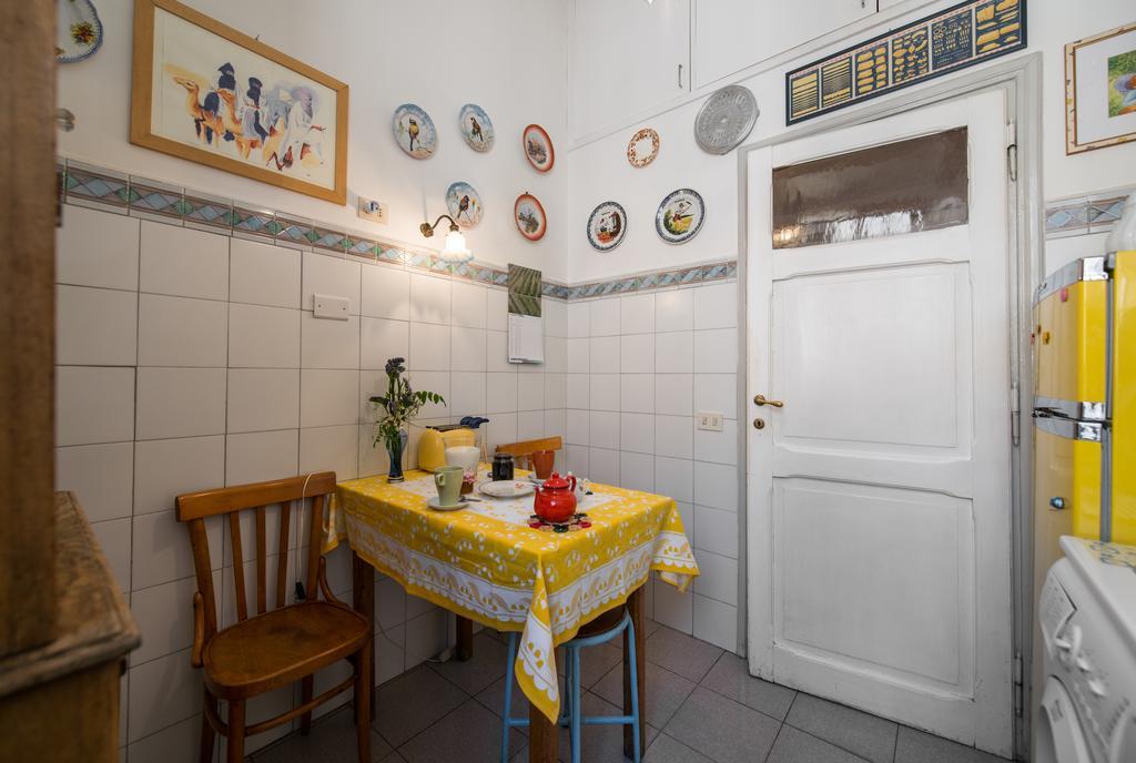 Colosseo Holiday House Rome Extérieur photo